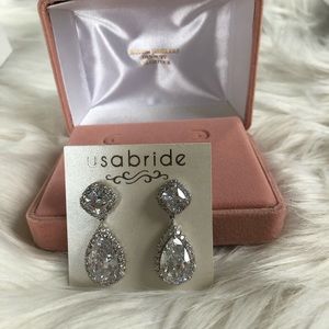 USA Bride Allure CZ drop earrings
